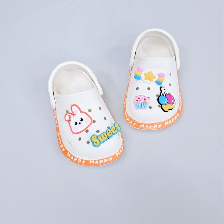 f70b9185a694f42df41c27fb1ceae03d